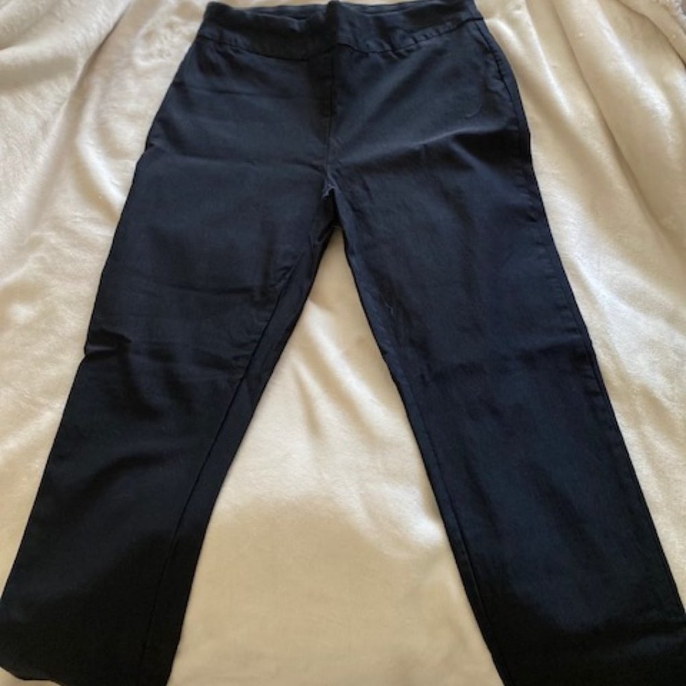 Chico's So Slimming® Brigitte Crop Pants